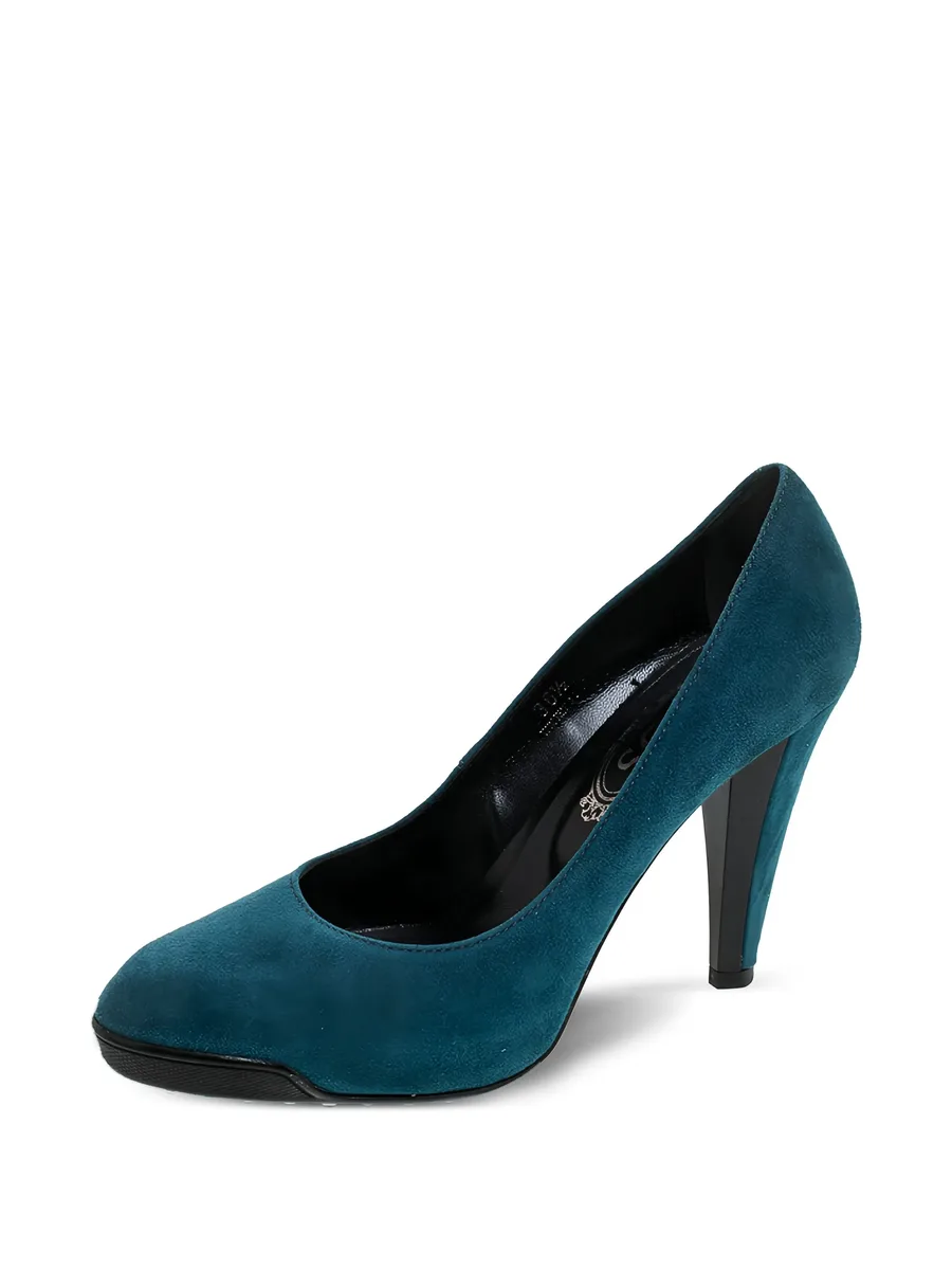 suede pumps 4