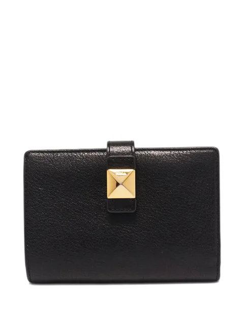 bi-fold leather wallet