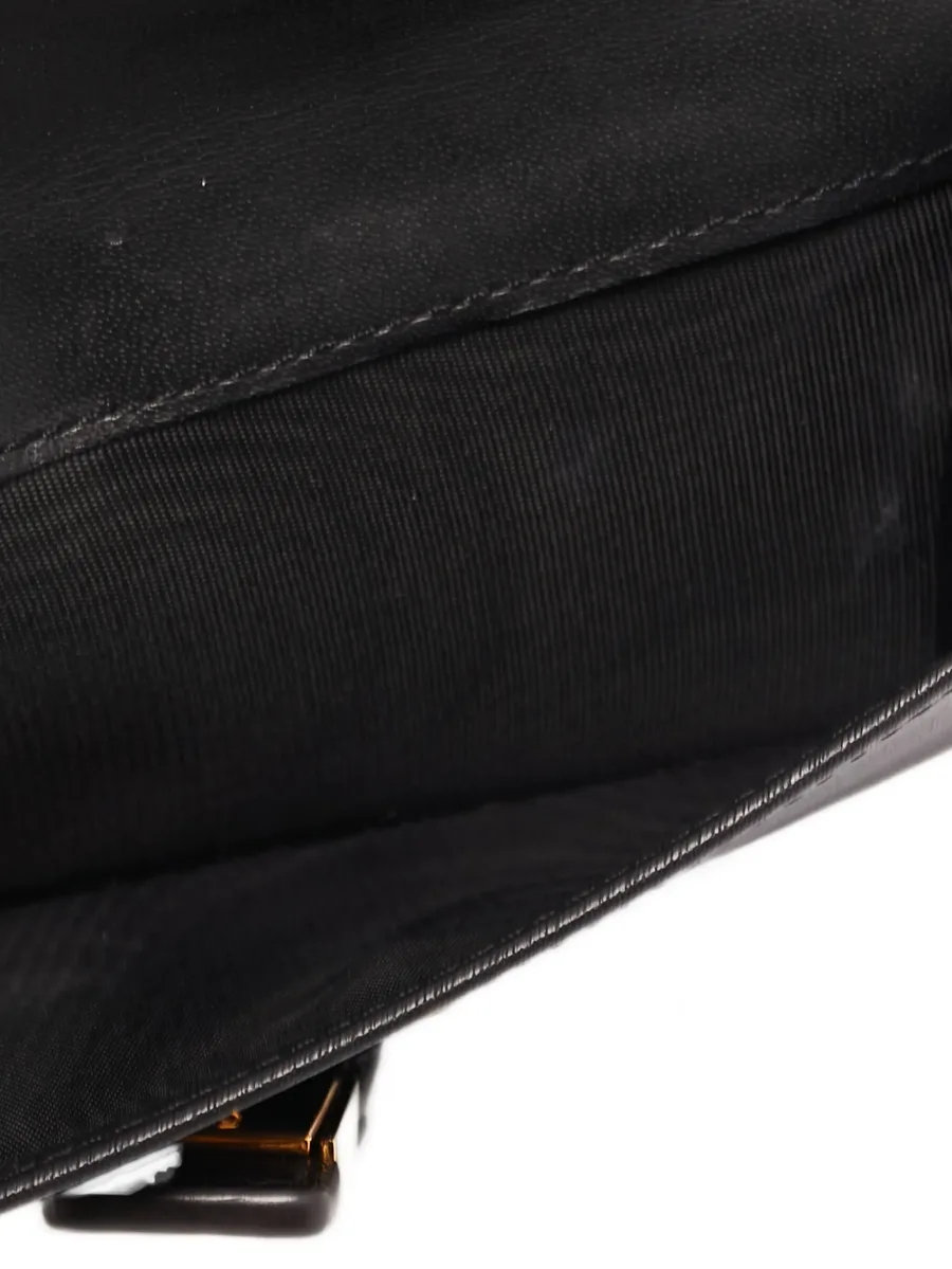 bi-fold leather wallet 8