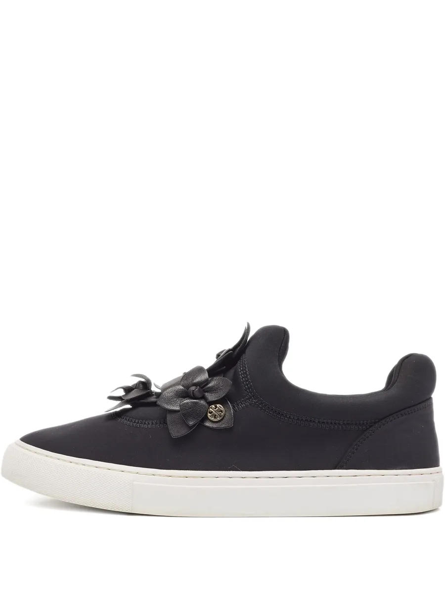 Blossom flower leather sneakers 2
