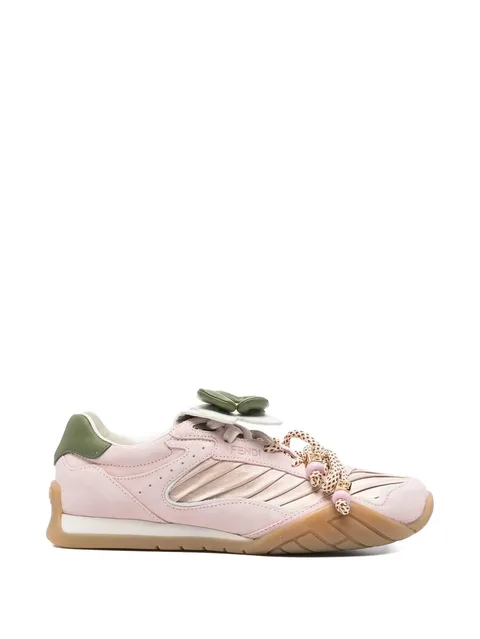 Wave Pulse flower-appliqué sneakers