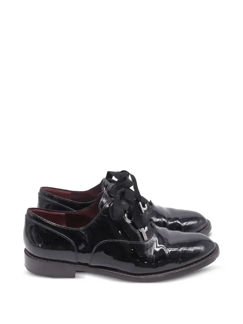 lace-up patent leather shoes