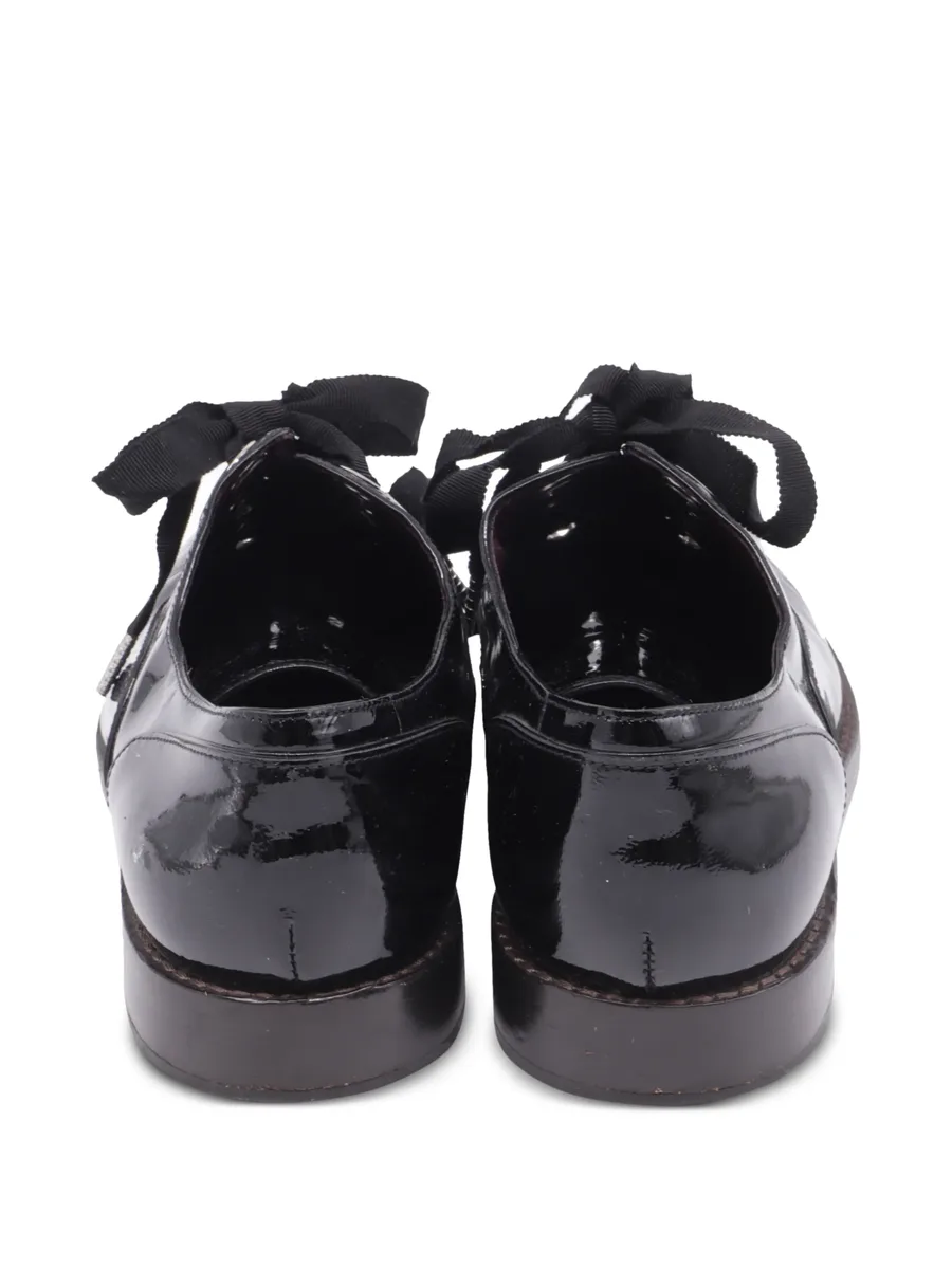 lace-up patent leather shoes 8