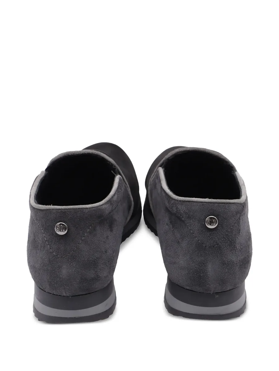 slip-on sneakers 5