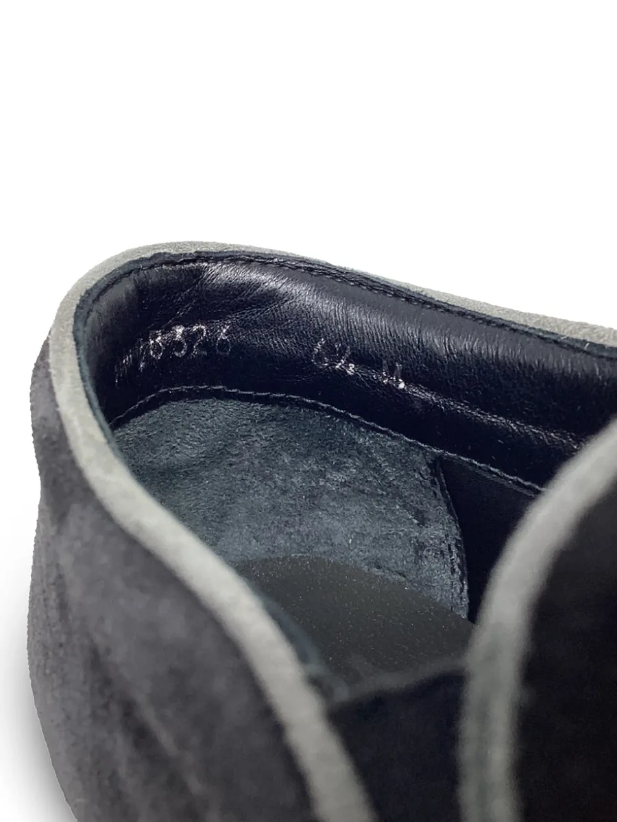 slip-on sneakers 14