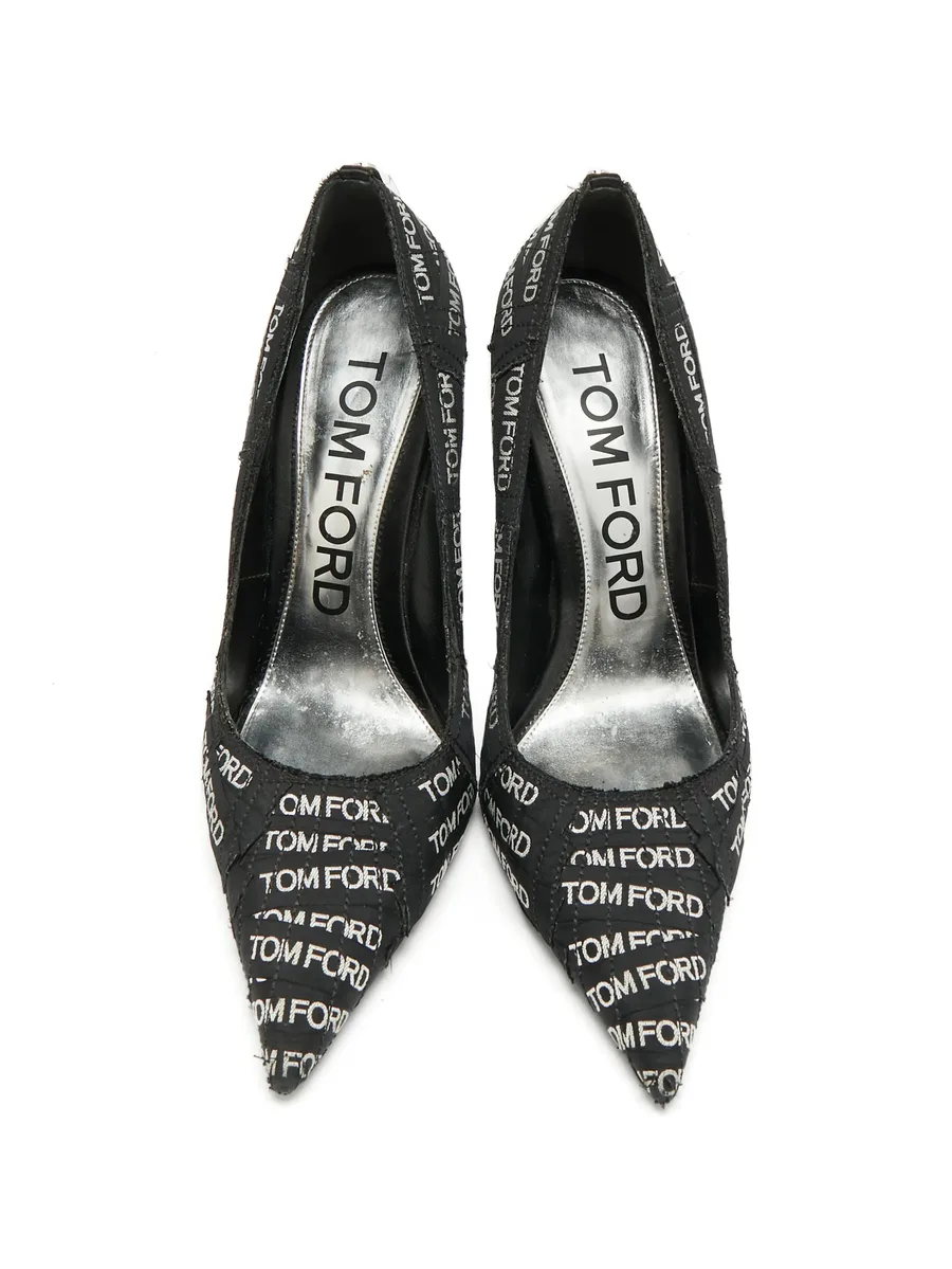 туфли с заостренным носком и логотипом 5