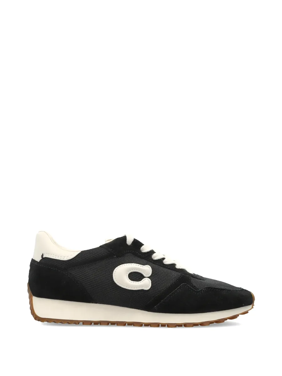 logo sneakers 2